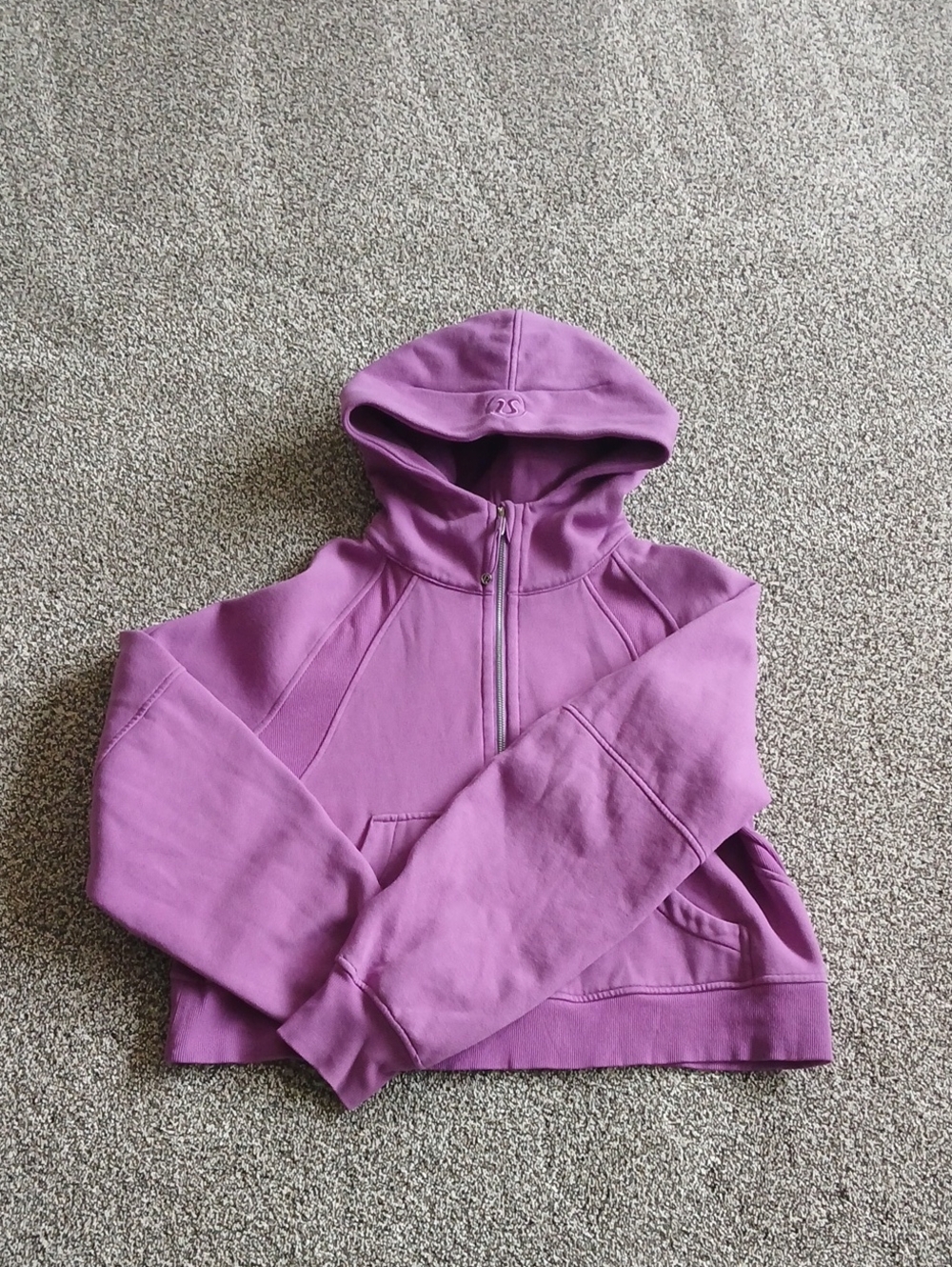 Lululemon SCUBA Crop 1/4 Zip Size M/L Purple